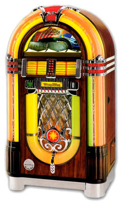 Réplica du célèbre Wurlitzer 1015 de 1946. Jukebox emblématique after WW2 qui permit à Wurlitzer d'écouler 60.000 unités de ce jukebox le plus populaire de toute l'histoire du jukebox. Réédition One More Time en version CD ou 45 trs