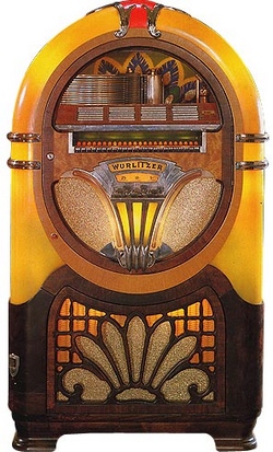 Le VRAI Wurlitzer 750 de 1941. Classe - distinction. Un collector doit ressembler à CE jukebox